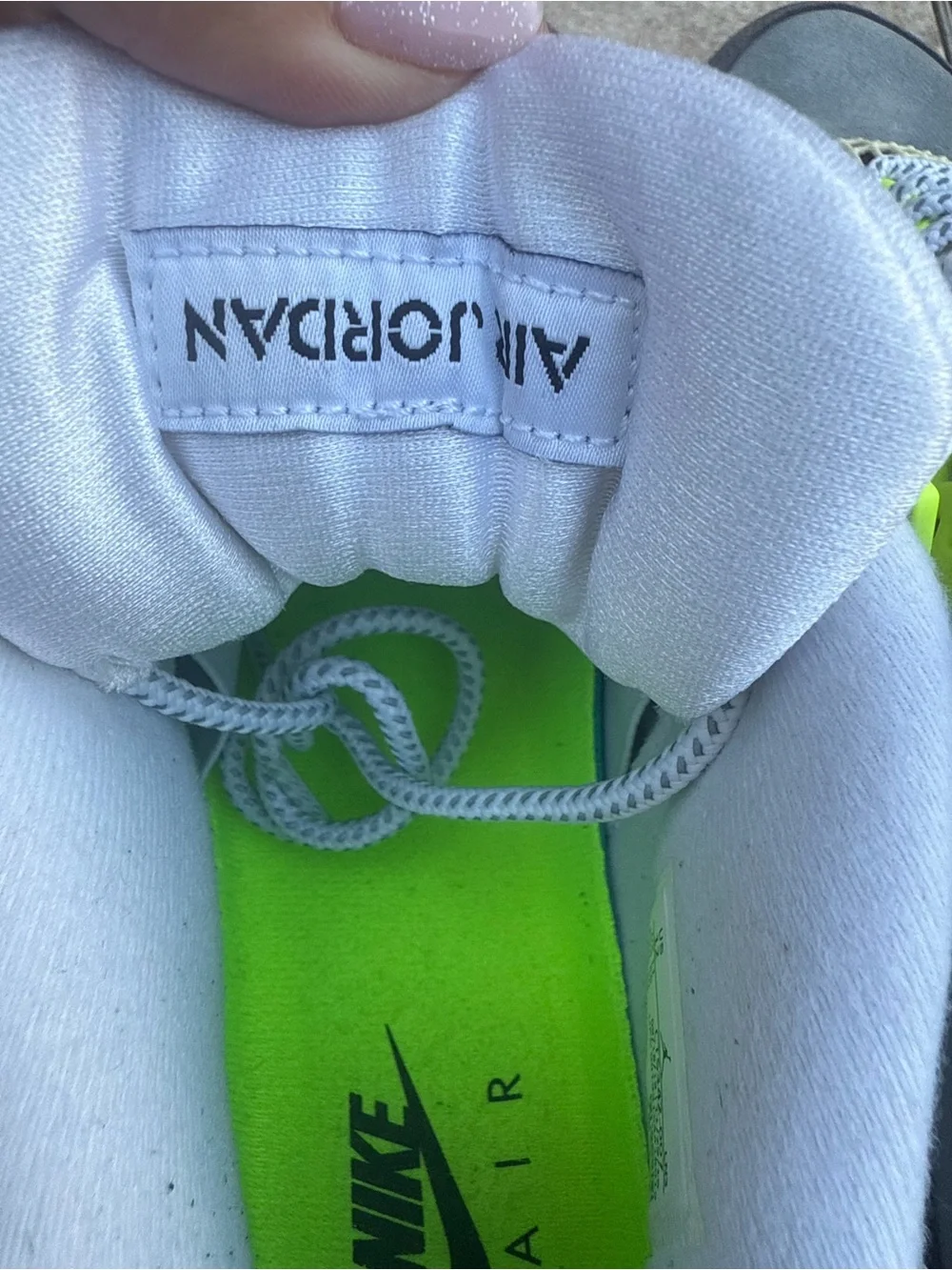 Air Jordan 4 Retro SE 